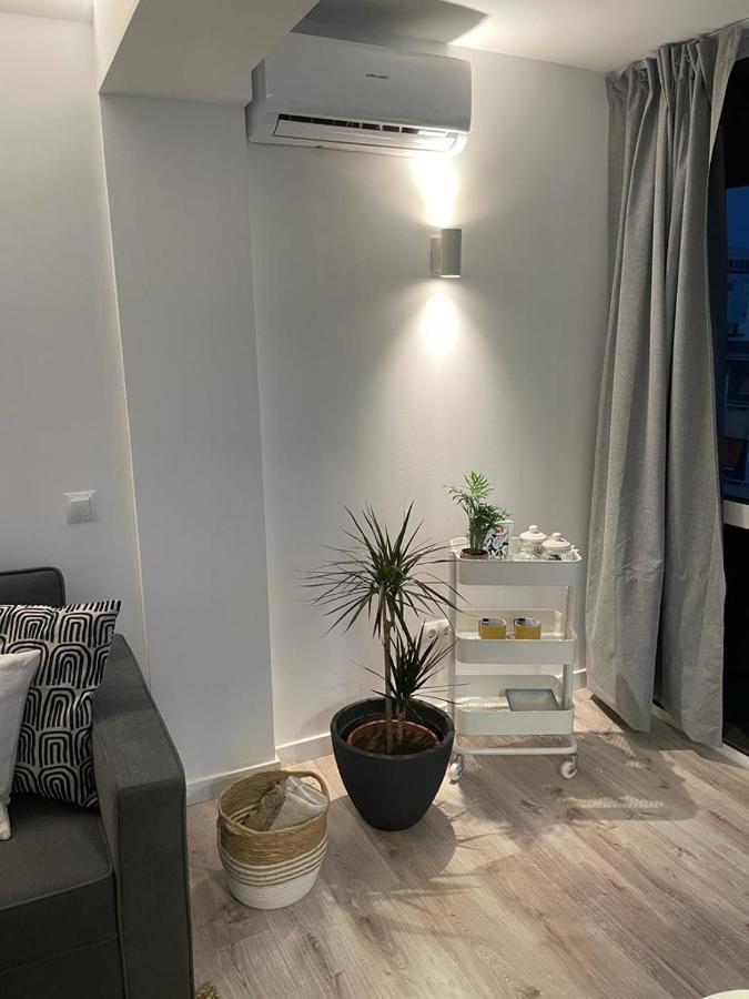 Apartamento C Y L Torremolinos Extérieur photo